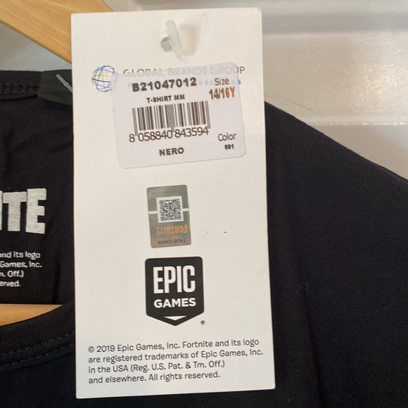 Fortnite tee shirt - Picture 2 of 3